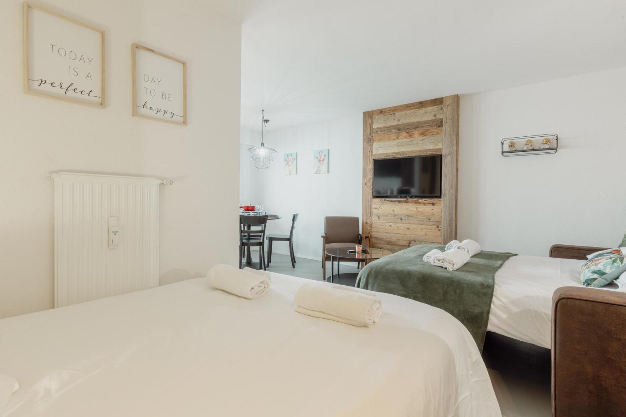 Magnifique Appartement Proche Du Centre ครองส์มอนตานา ภายนอก รูปภาพ